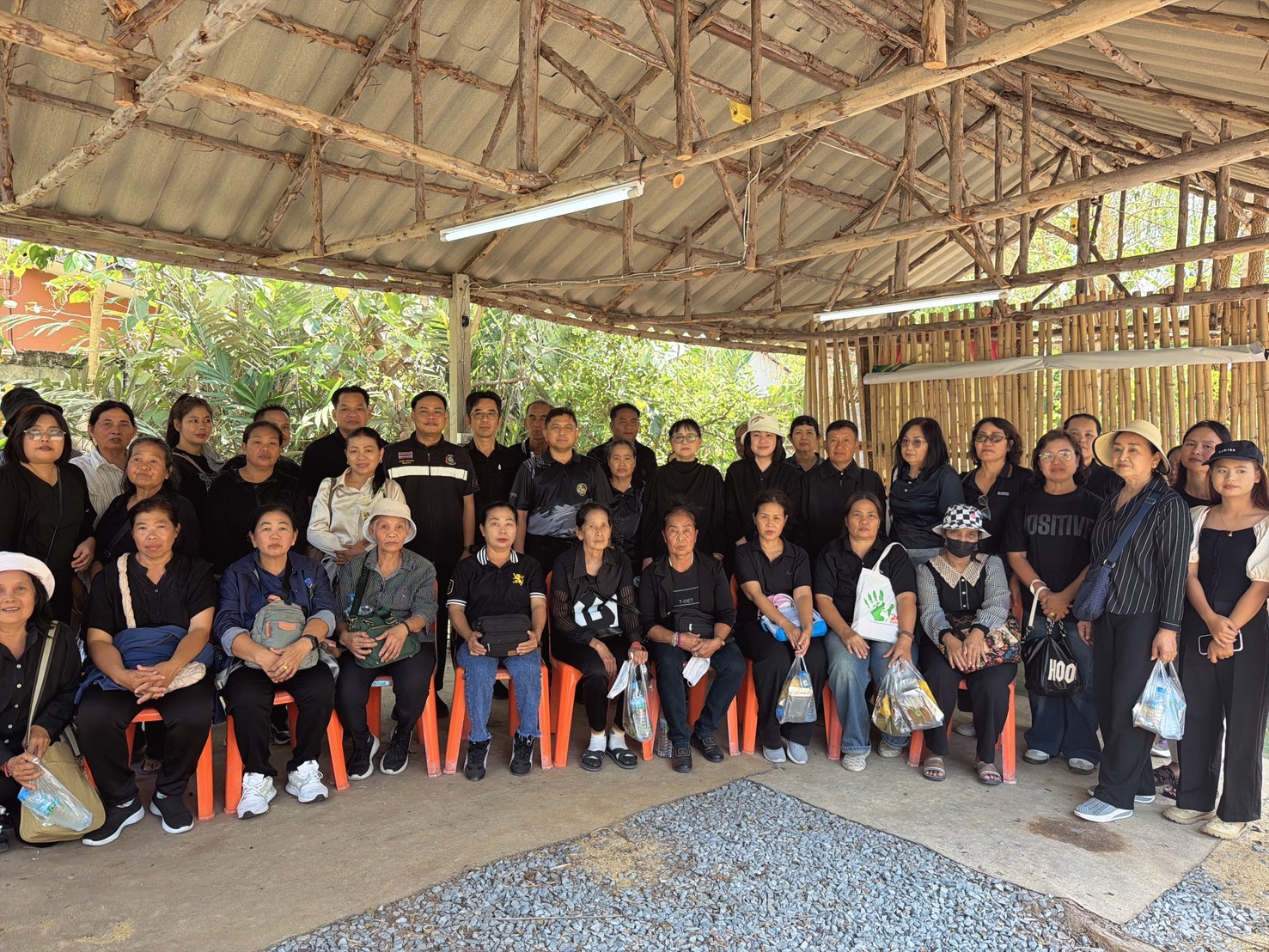 สพอ.หนองแค ดำเนินโครงการพัฒนาหมู่บ้านเศรษฐกิจพอเพียง 